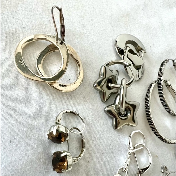 SALE: Earrings bundle of 12 ❤️ - Picture 4 of 7